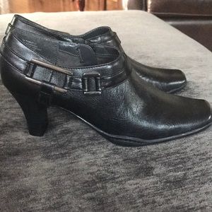 Aerosoles Booties